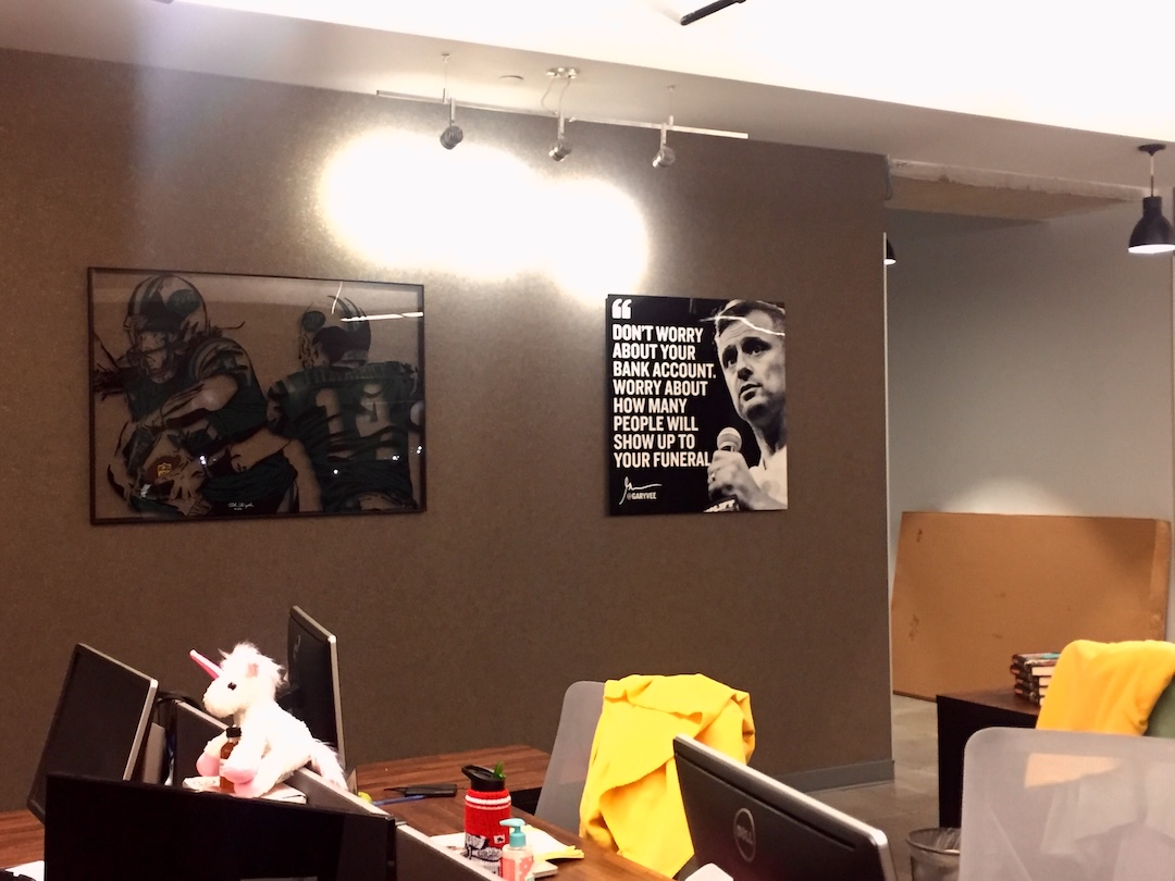 Jets artwork in Gary Vaynerchuk office